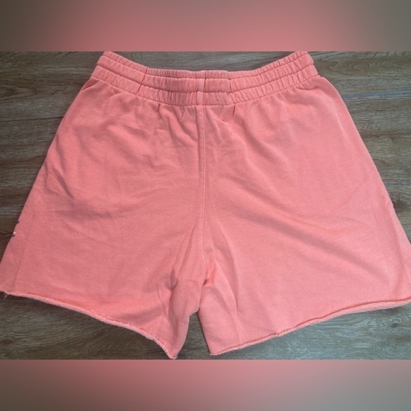 Wildfox Del Sol Johnny French Terry Bermuda Short Shell Pink Medium NWT - Picture 4 of 9